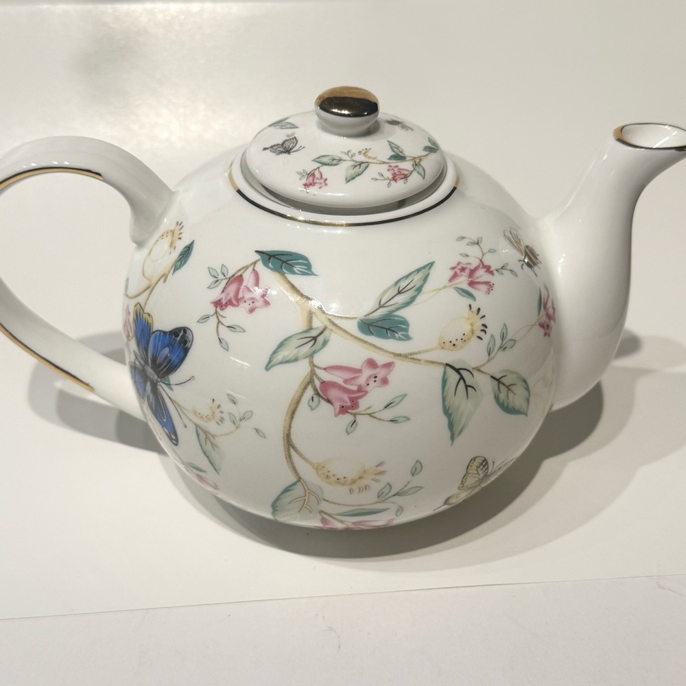 Grace Teaware Floral Porcelain Teapot with Butterfly Design - Picture 3 of 10